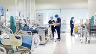 5 pași pentru a administra corect primul ajutor unui copil care se îneacă.