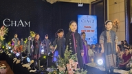 A gyerekmodellek a divaton keresztül mesélnek el kulturális történeteket.