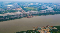 As obras das pontes Tu Lien e Tran Hung Dao correm o risco de serem afetadas devido às normas relativas a diques e aterros.