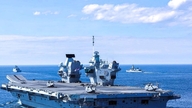 Το ΝΑΤΟ αναπτύσσει βρετανικό αεροπλανοφόρο στην Αρκτική και τη συμφωνία για τους πυραύλους Hellfire της Σιγκαπούρης.