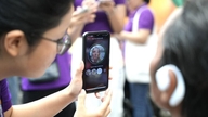 Businesses and household businesses with daily transactions exceeding 50 million VND must verify their faces.