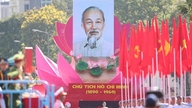 La mattina del 2 luglio si è tenuta una solenne cerimonia per commemorare il 50° anniversario del cambio di nome della città di Saigon-Gia Dinh in onore del presidente Ho Chi Minh.