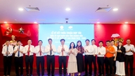 A província de Khanh Hoa assina acordo de cooperação em ciência, desenvolvimento tecnológico e transformação digital para o período de 2026 a 2030 com a FPT Corporation.