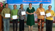 Afdeling nr. 7 van de Vrouwenbond van de provincie An Giang hield een evaluatiebijeenkomst over de werkzaamheden gedurende de eerste zes maanden van het jaar.