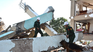 La delegación vietnamita amplía la búsqueda de víctimas del terremoto en Venezuela.