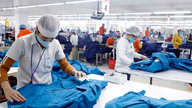 Las nuevas tecnologías de teñido de tejidos prometen reducir la contaminación en la industria textil.