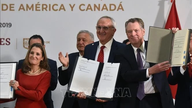 USA presser på for revisjoner av handelsavtalene sine med Canada og Mexico.