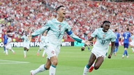 Video pertandingan sepak bola Portugal vs Kroasia: Ronaldo mencetak gol penting.