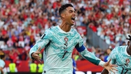 إحصائيات مذهلة عن رونالدو بعد تسجيله هدفه الأول في الأدوار الإقصائية لكأس العالم.