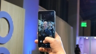 Samsung Galaxy S27 : Une avancée majeure grâce à sa caméra selfie de 16 MP et son capteur carré de nouvelle génération.