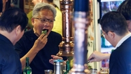 Dengan memangkas makanan gratis, bagaimana Nvidia mempertahankan karyawannya?