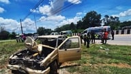 Thailand: 10 munkar dödade i olycka orsakad av 11-årig pojke.