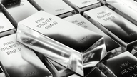 La plata sigue siendo el foco de los flujos de inversión en el mercado de metales.