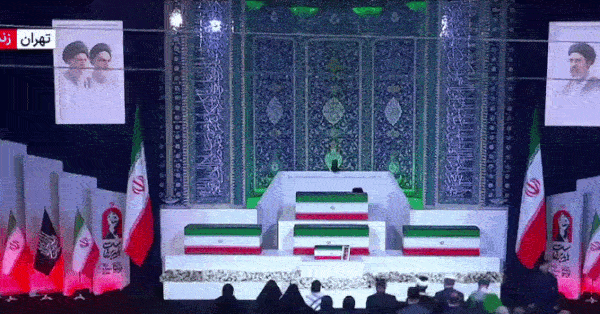 Delegasi internasional memberikan penghormatan terakhir pada upacara pemakaman mendiang Pemimpin Tertinggi Iran, Ali Khamenei.