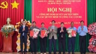 La commune de Dinh Trang Thuong, dans la province de Lam Dong, nomme un chef de village intérimaire après la réussite de la fusion et de la réorganisation des villages.