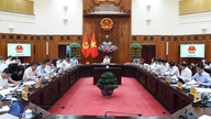 Le Premier ministre Le Minh Hung : Accélérer la finalisation de la base de données nationale et développer des technologies stratégiques.