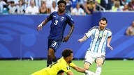 O goleiro de 40 anos ofuscou Messi, e Cabo Verde saiu da Copa do Mundo com orgulho.