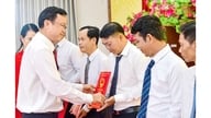 Jawatankuasa Parti Komune An Bien mengumumkan penubuhan 16 cawangan Parti dusun susulan penggabungan itu.