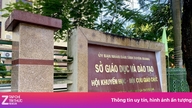 투옌꽝은 총리에게 보고하면서 10점 만점의 수학 시험지를 모두 채점 중이라고 밝혔습니다.