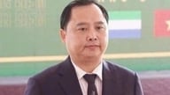 Pan Do Thanh Nhan po wyjściu z więzienia pojawia się ponownie w kilku firmach.