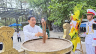 Le vice-Premier ministre Nguyen Van Thang rend hommage aux martyrs héroïques de Quang Tri.