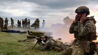 Die Ukraine bestreitet, wichtige Stellungen in Donezk an russische Streitkräfte verloren zu haben.