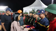 Vietnam fortsetter letingen etter jordskjelvofre i Venezuela.