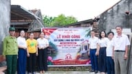 Quoc Oain Vietnamin isänmaan rintamalla on sillanrakennusrooli paikallishallinnossa molemmilla tasoilla.