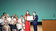 Ciudadana vietnamita galardonada con el premio "Comunidad para Ciudadanos Globales" en Japón.