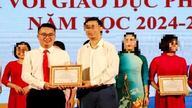Thông tin bất ngờ về giáo viên bị giữ khẩn cấp trong vụ điểm Toán cao bất thường ở Tuyên Quang