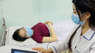 이 증상은 여성 3명 중 1명꼴로 나타나며, 이로 인해 여성들은 큰 소리로 웃는 것을 두려워하게 됩니다.