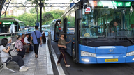 Εξερευνήστε πολλά διάσημα τουριστικά αξιοθέατα στην πόλη Χο Τσι Μινχ με τη δωρεάν υπηρεσία λεωφορείου.