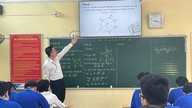 Ein Lehrer der Tuyen Quang Spezialschule wurde wegen direkten Mathematikunterrichts umgehend festgenommen.
