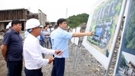 Overtime and extra shifts are being worked on the construction of Son Vi Inter-level Boarding School.
