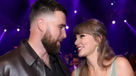 Taylor Swift tặng đồng hồ, túi hiệu, ô tô cho khách mời đám cưới