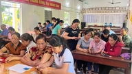Pengurangan kemiskinan melalui peningkatan akses informasi di komune Tho Binh.