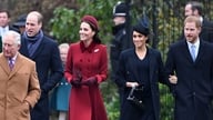 Nevědí děti prince Harryho a Meghan Markleové, že jejich dědeček je anglický král?