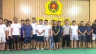 Authorities dismantled a football betting ring with transactions exceeding 100 billion VND.