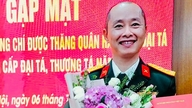 O músico An Hieu foi promovido a coronel aos 51 anos.