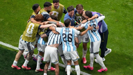 A Argentina protagonizou uma reviravolta espetacular para chegar às quartas de final.