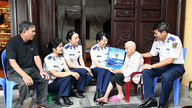 Khóc thầm hai lần