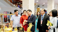 Mở rộng hợp tác quốc tế - Mở rộng không gian phát triển