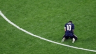 Copa do Mundo de 2026: Comemoração de Messi viraliza nas redes sociais após vitória da Argentina sobre a Inglaterra.