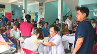 Hô Chi Minh-Ville : Plus de 21 000 habitants du district de Hoc Mon bénéficient d'examens médicaux directement dans leur quartier.