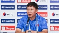 HLV Kim Sang Sik để ý cầu thủ nhập tịch từ Nhật Bản, Hàn Quốc của Singapore