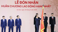 Image 8: 副总理概述了SCIC新组织模式的方向。