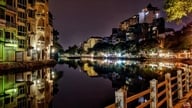 Znamení času na ostrově Ngoc Ngu Xa (vietnamsky)