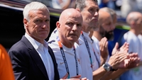 Le sélectionneur de l'équipe de France reçoit une mauvaise nouvelle avant le match contre la Norvège.