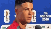 Video menunjukkan Ronaldo berasa jengkel apabila ditanya tentang Messi selepas kemenangan besar itu.