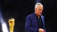 Trener Deschamps nie pojawił się na meczu Francja-Norwegia, ponieważ wrócił do domu, aby opłakiwać śmierć matki.